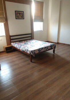 1 BHK Builder Floor For Rent in Canal Road