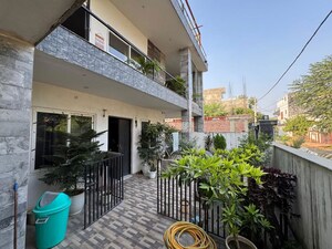 4 BHK Villa – Exterior View View at Gomti Nagar - for Sale