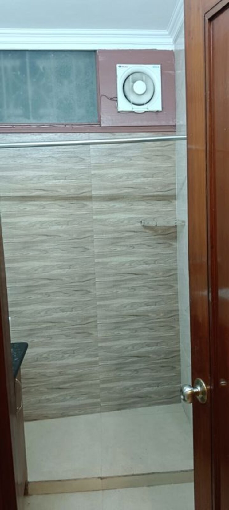 Room, chittaranjan park 2 Bedroom 1125 Sq.Ft. Builder Floor In Chittaranjan Park Delhi 9910177