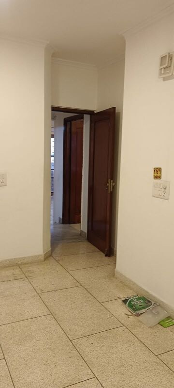 2 BHK Builder Floor For Sale in Chittaranjan Park