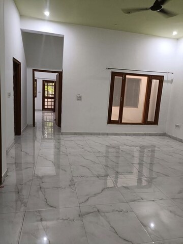 2 BHK Builder Floor For Rent in Sahastradhara Road