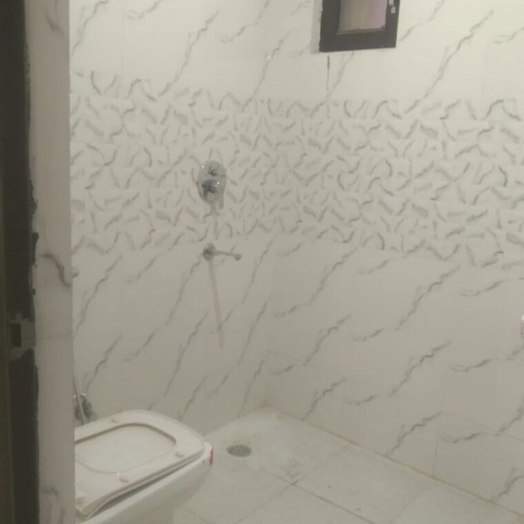 Bathroom, sector 22 2 Bedroom 1233 Sq.Ft. Builder Floor In Sector 22 Gurgaon 9910018