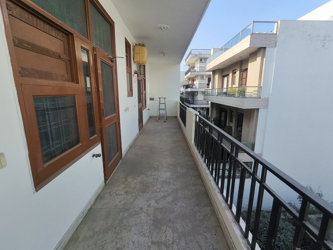 2 BHK 1550 Sq.Ft. Builder Floor in Huda Staff Colony