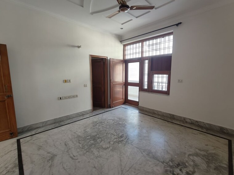 Room, huda-staff-colony 2 Bedroom 1550 Sq.Ft. Builder Floor In Sector 46 Gurgaon 9910184
