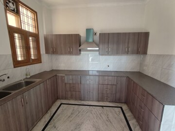 Kitchen in 2 BHK Builder Floor at Huda Staff Colony, Sector 46 – for Rent