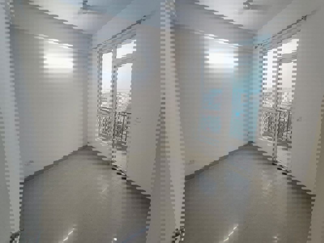 3 BHK + Extra Room Apartment For Rent in Emaar Emerald Estate