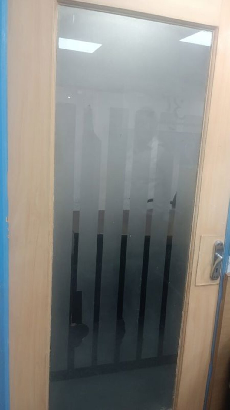 undefined, sector 58 Commercial Office Space in IT/SEZ 6500 Sq.Ft. In Sector 58 Noida 9910205