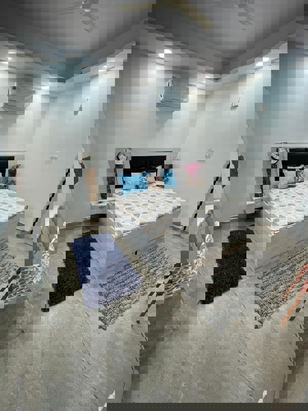 StudioBuilder Floor For Rent in Sector 46