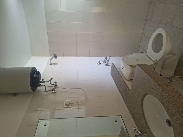 Bathroom, alphacorp-gurgaon-one-84 2.5 Bedroom 1500 Sq.Ft. Apartment In Sector 84 Gurgaon 9910203