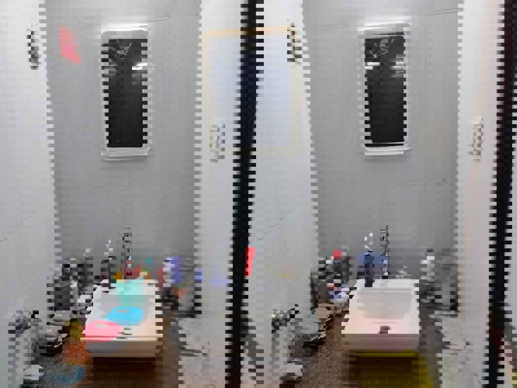 2 BHK 750 Sq.Ft. Apartment in Bhatia Esspee Towers