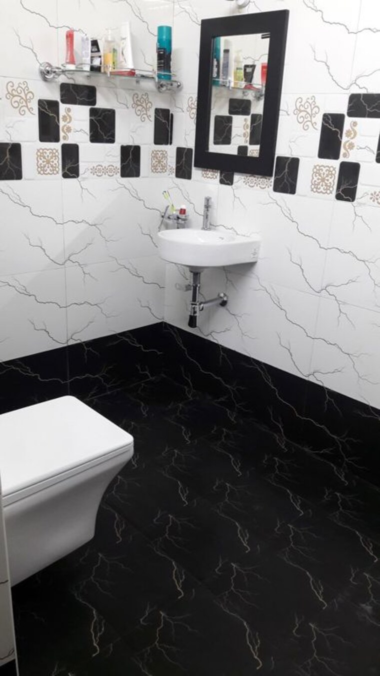 Room, vibhuti khand Pg For Girls In Vibhuti Khand 9910349