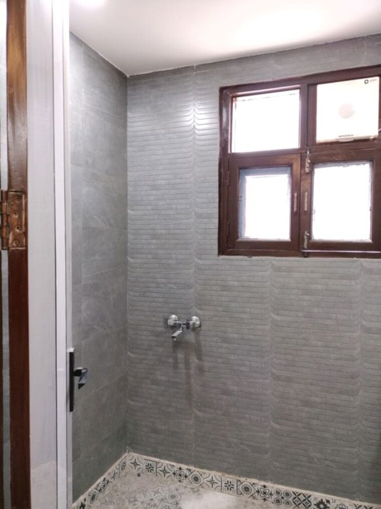 Room, mahavir enclave 1 2 Bedroom 523 Sq.Ft. Builder Floor In Mahavir Enclave 1 Delhi 9910350