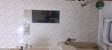 Bathroom in 1 BHK Builder Floor at Sector 12 – for Rent