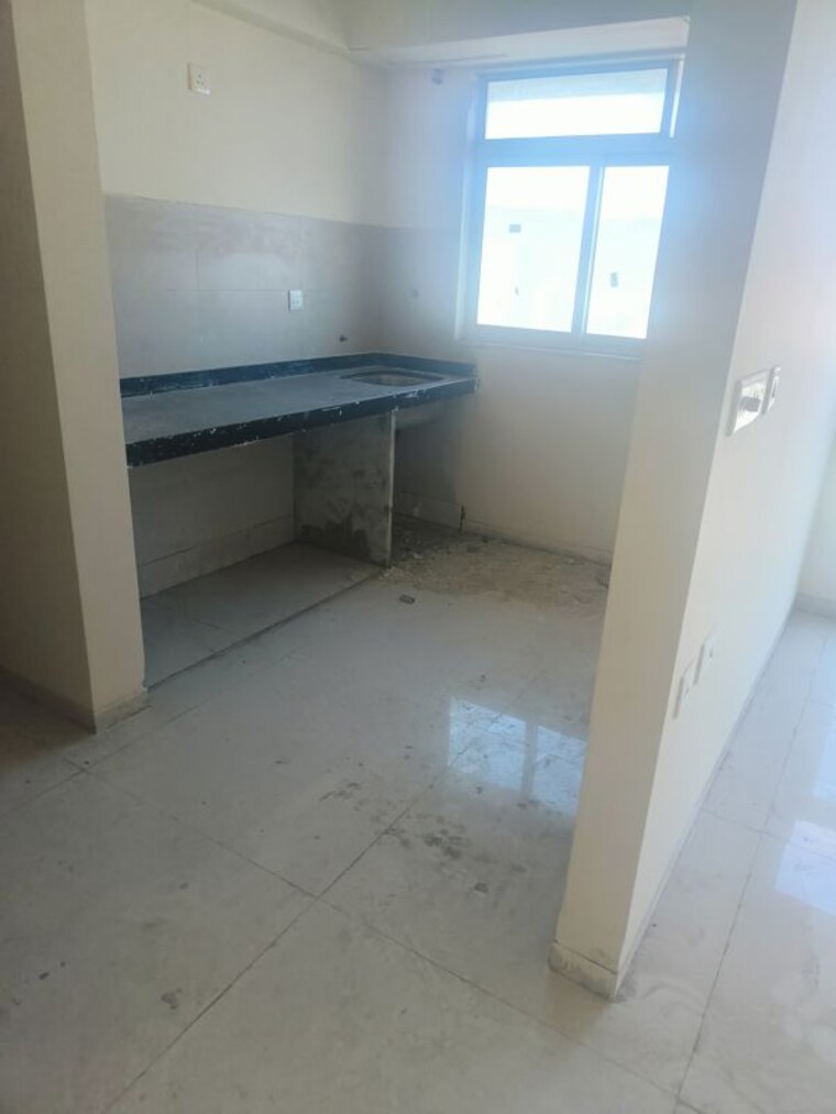 Room, a-and-o-eminente-phase-2 1 Bedroom 373 Sq.Ft. Apartment In Dahisar East Mumbai 9910395