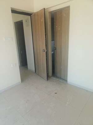 Room in 1 BHK Apartment at A And O Eminente Phase 2, Dahisar East – for Rent