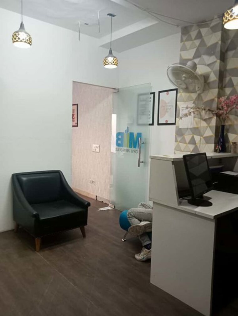 Team Area, sector 2 Commercial Office Space in IT/SEZ 2000 Sq.Ft. In Sector 2 Noida 9910412