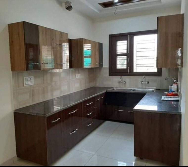 Kitchen, vineet khand Pg For Girls In Vineet Khand 9910437