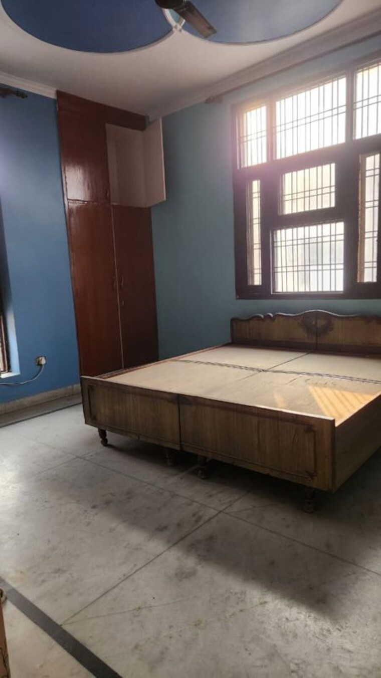 Bedroom, sector 31 2 Bedroom 1400 Sq.Ft. Builder Floor In Sector 31 Faridabad 9910445