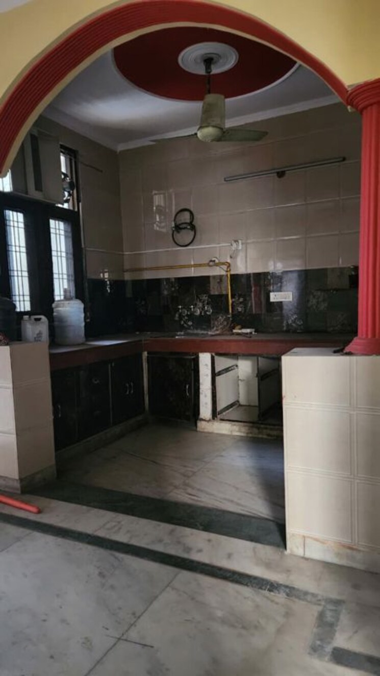 Kitchen, sector 31 2 Bedroom 1400 Sq.Ft. Builder Floor In Sector 31 Faridabad 9910445