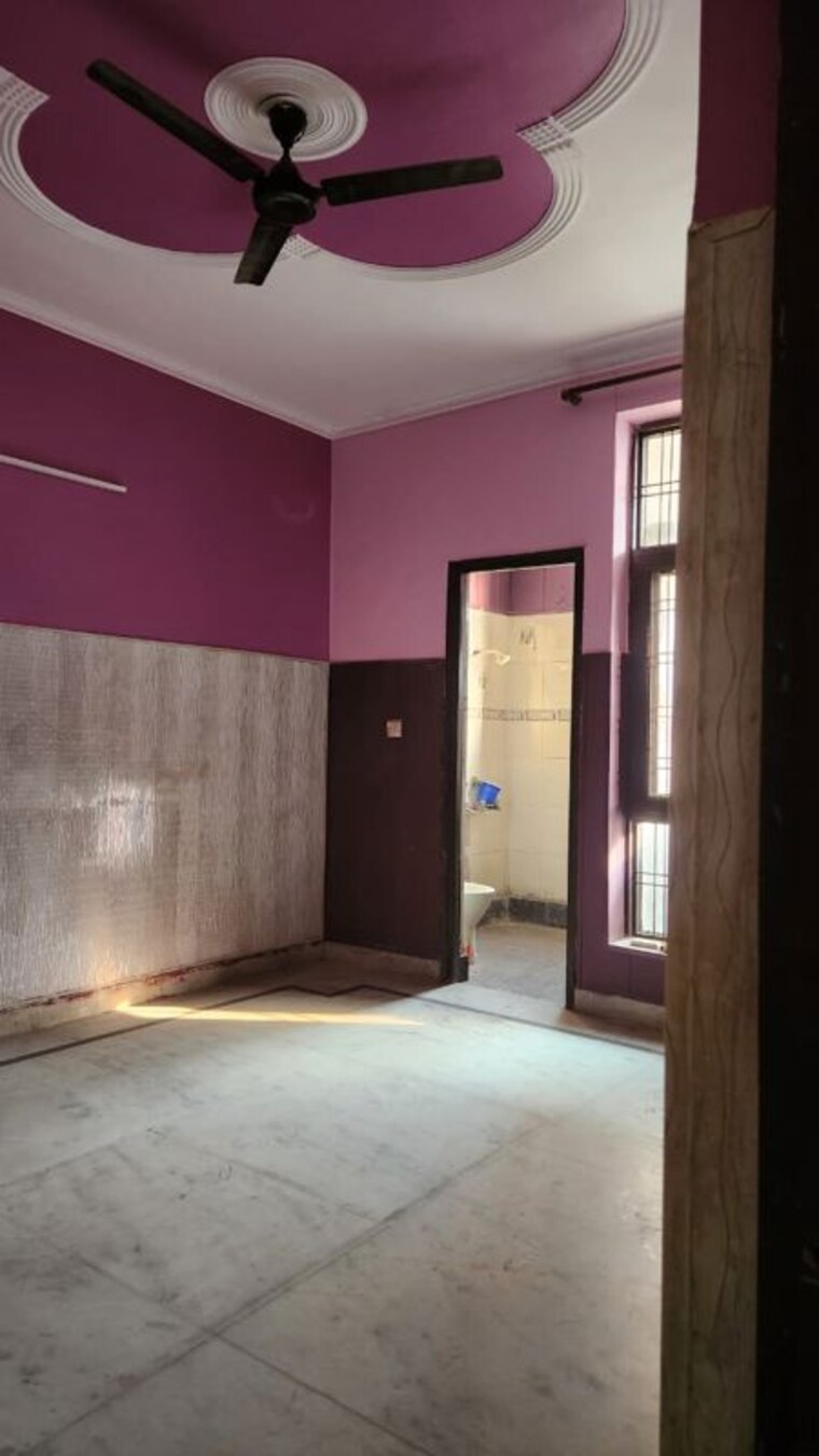 Room, sector 31 2 Bedroom 1400 Sq.Ft. Builder Floor In Sector 31 Faridabad 9910445