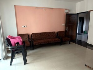 Bedroom in 2 BHK Apartment at Kanak Kala Apartment, Satellite – for Rent