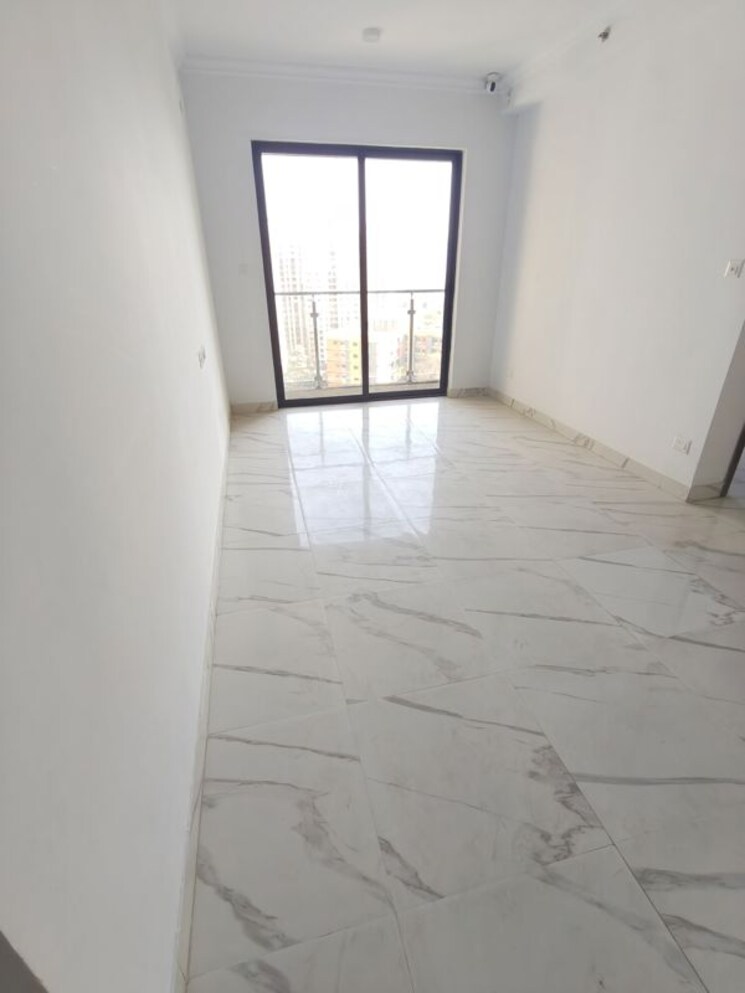 Room, risland-the-icon 2 Bedroom 561 Sq.Ft. Apartment In Dhokali Thane 9910511