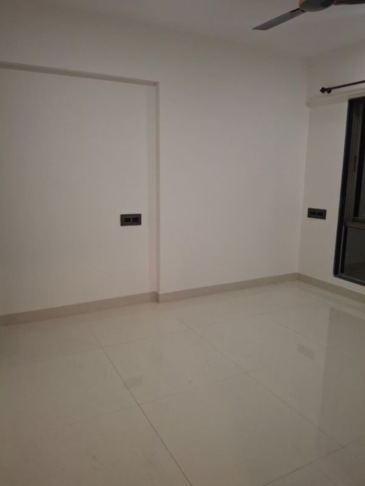 Room, govind nagar 1 Bedroom 600 Sq.Ft. Apartment In Govind Nagar Mumbai 9910506