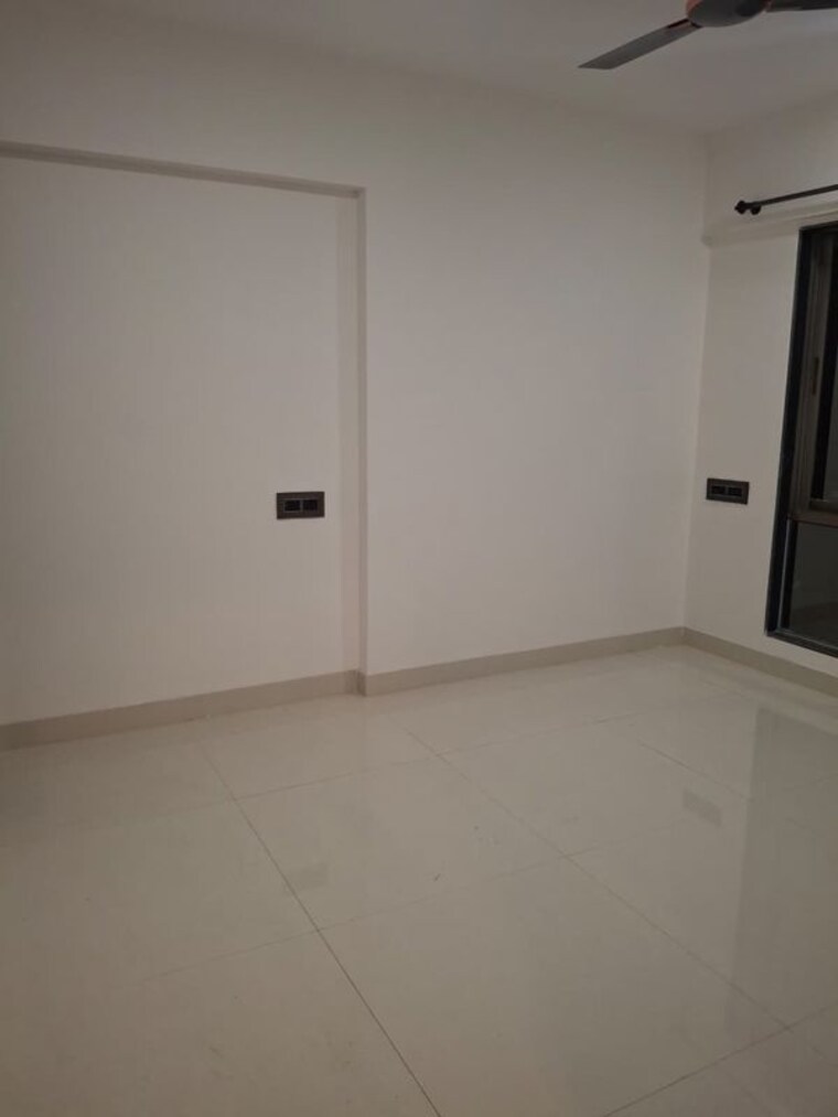Room, govind nagar 1 Bedroom 600 Sq.Ft. Apartment In Govind Nagar Mumbai 9910506