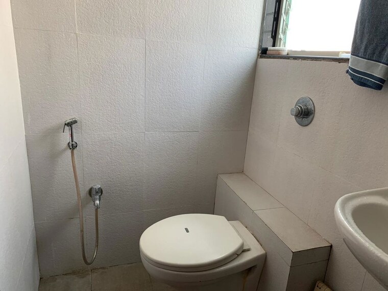 Bathroom, cosmos-enclave 1 Bedroom 424 Sq.Ft. Apartment In Kasarvadavali Thane 9910600