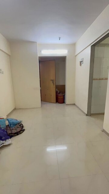 2 BHK Apartment For Rent in K Raheja Palm Court, Malad West