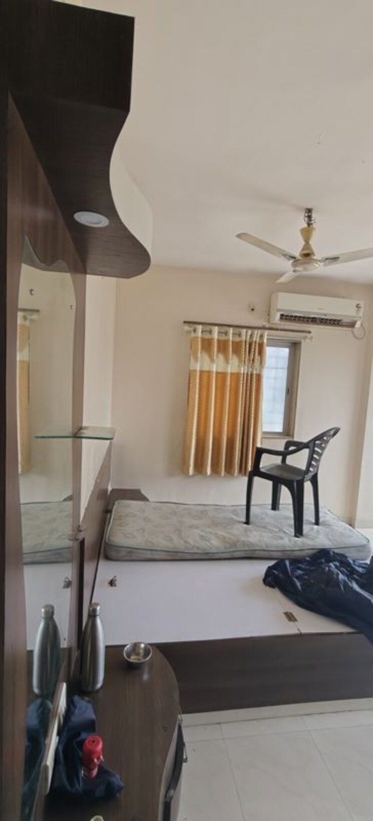 Team Area, niljyoti society 2 Bedroom 900 Sq.Ft. Apartment In Niljyoti Society Pune 9906428