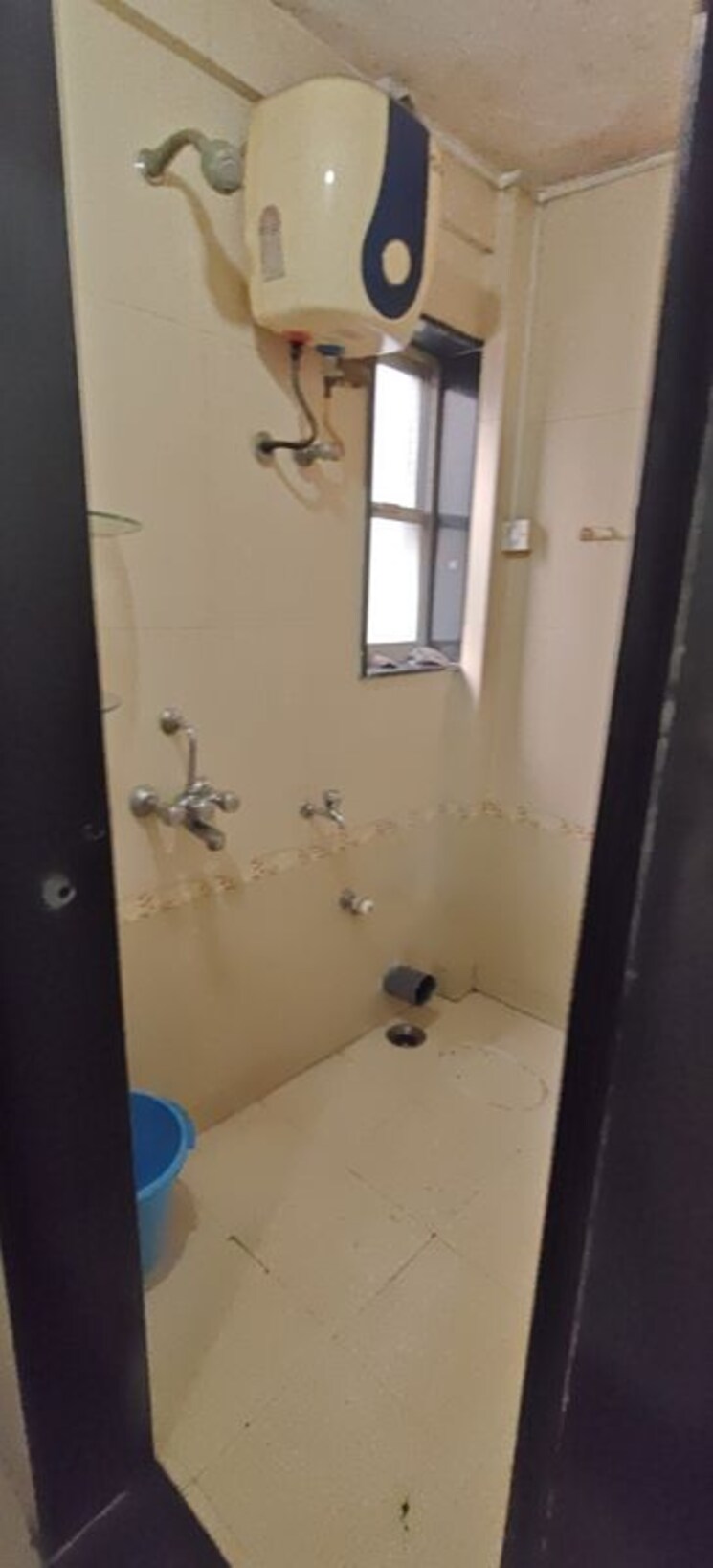 Bathroom, niljyoti society 2 Bedroom 900 Sq.Ft. Apartment In Niljyoti Society Pune 9906428