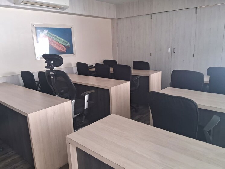 Team Area, nariman point Commercial Office Space 1590 Sq.Ft. In Nariman Point Mumbai 9910652