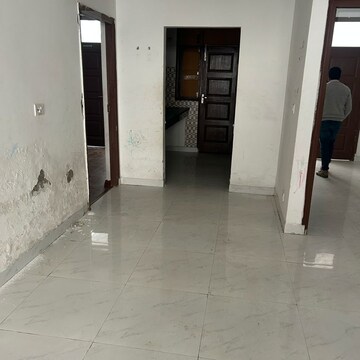 Building Lobby in 3 BHK Apartment at Sector 19 – for Rent