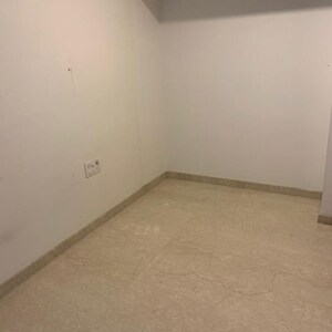 Room in 4 BHK Apartment at Fairmont Bandra, Pali Hill – for Sale