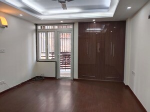 Master Bedroom in 3 BHK Builder Floor at Kalkaji – for Rent