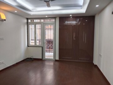 Master Bedroom in 3 BHK Builder Floor at Kalkaji – for Rent