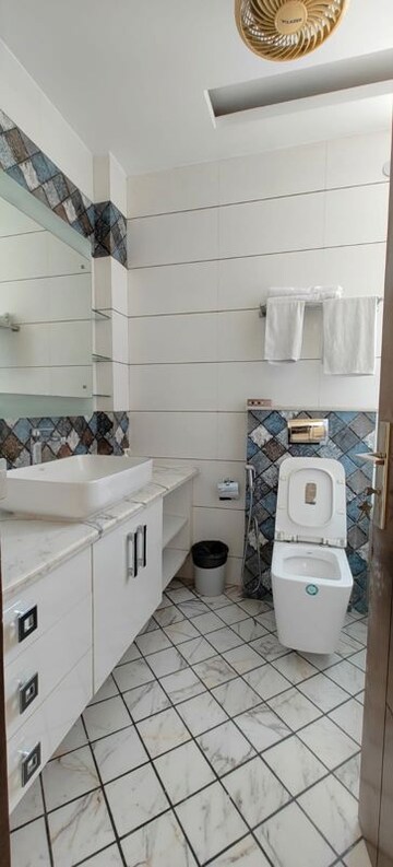 Attached Bathroom in 3 BHK Builder Floor at Kalkaji – for Rent