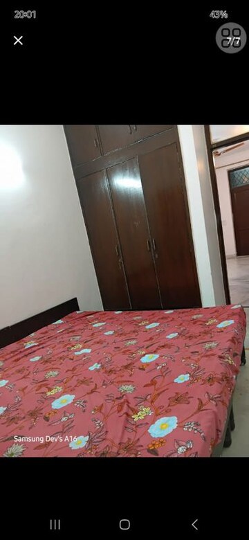 Bedroom in 3 BHK Apartment at Jungpura Extension – for Rent