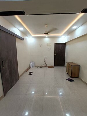 Room in 1 BHK Apartment at Andheri West – for Rent