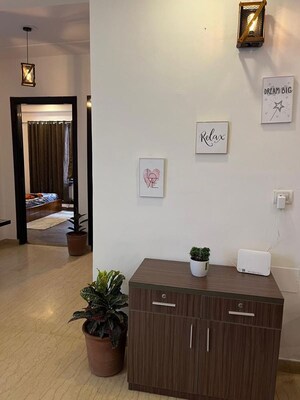 Living Room in 3 BHK Builder Floor at Sector 38 – for Rent