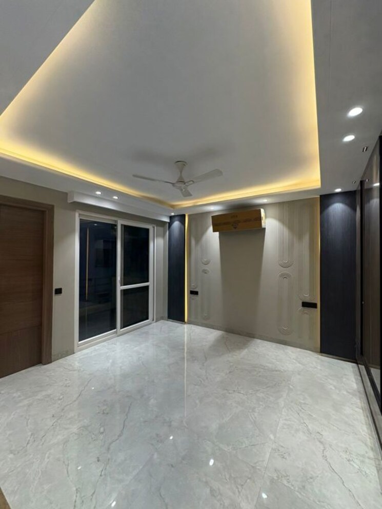 Room, bellandur 3 Bedroom 1700 Sq.Ft. Builder Floor In Bellandur Bangalore 9910825