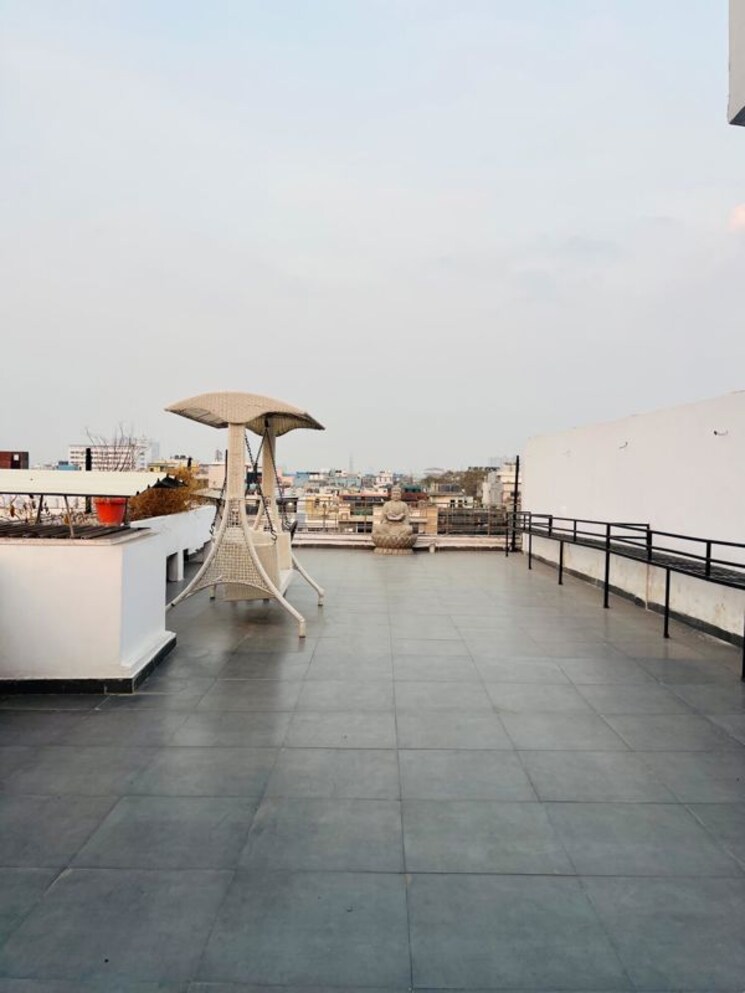  Parking, indrapuram 5 Bedroom 3750 Sq.Ft. Builder Floor In Indrapuram Ghaziabad 9910831