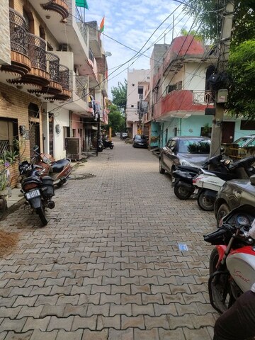 Parking in 4 BHK Independent House at Nandgram – for Sale