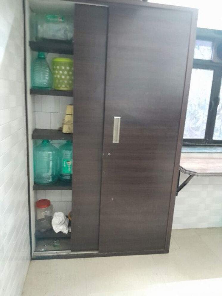 Bathroom, borivali east 1 Bedroom 450 Sq.Ft. Apartment In Borivali East Mumbai 9910847