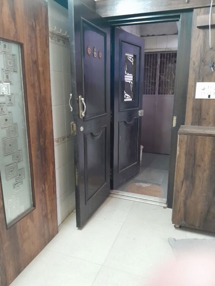 Living Room, borivali east 1 Bedroom 450 Sq.Ft. Apartment In Borivali East Mumbai 9910847