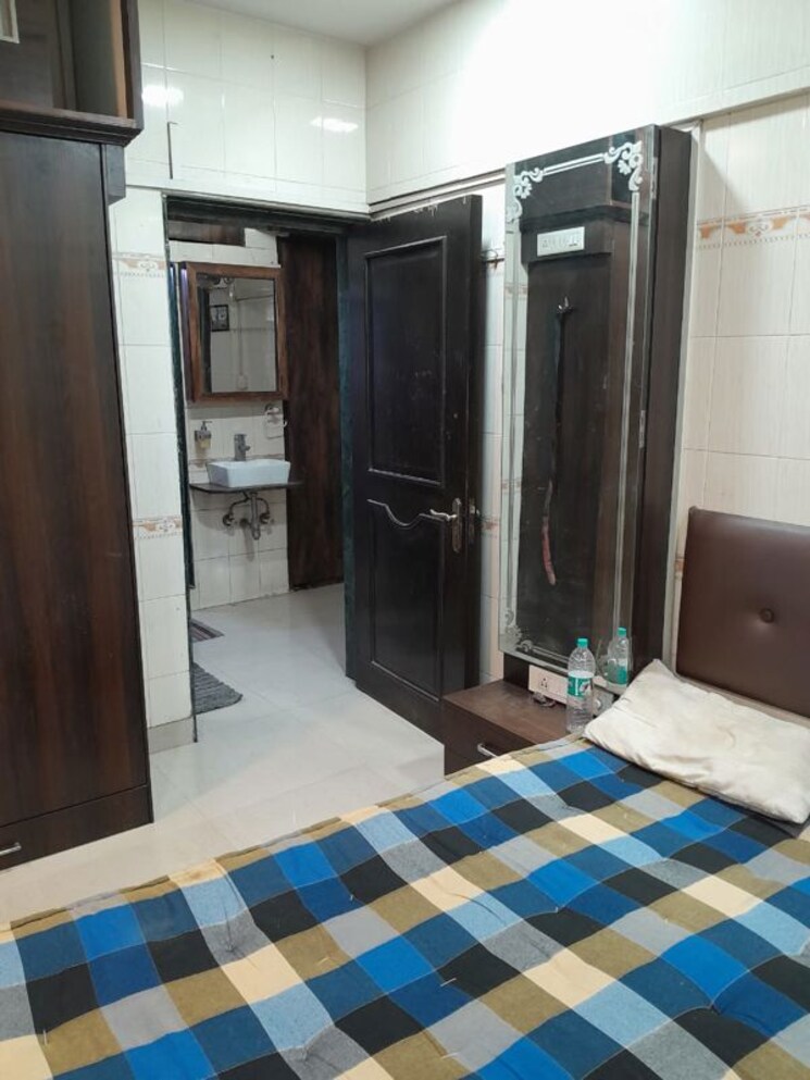 undefined, borivali east 1 Bedroom 450 Sq.Ft. Apartment In Borivali East Mumbai 9910847