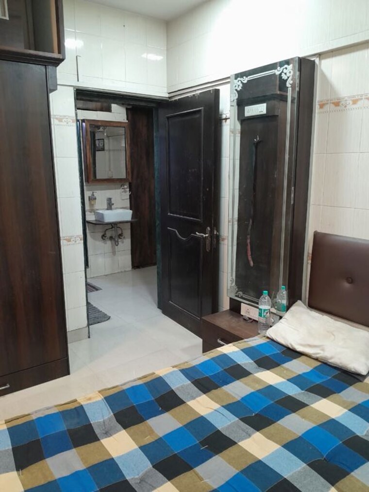 undefined, borivali east 1 Bedroom 450 Sq.Ft. Apartment In Borivali East Mumbai 9910847