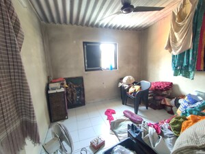 Furnished Amenities in 2 BHK Independent House at Charkop - Sector 8 – for Sale