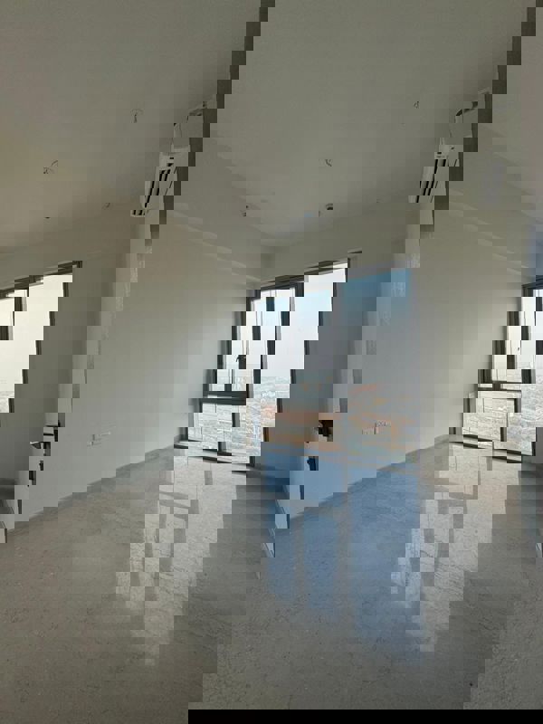 2 BHK + Store Room 720 Sq.Ft. Apartment in Shapoorji Pallonji BKC 28